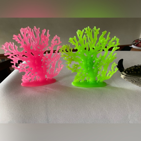 Vintage Quality Lot (16) LargePlastic Animals Including Safari, Sea, & Barnyard - Picture 4 of 15